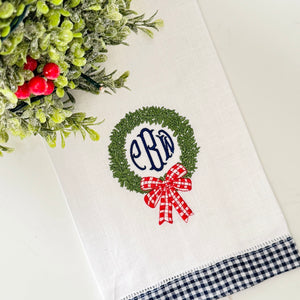 Boxwood and Gingham Wreath Embroidery Design